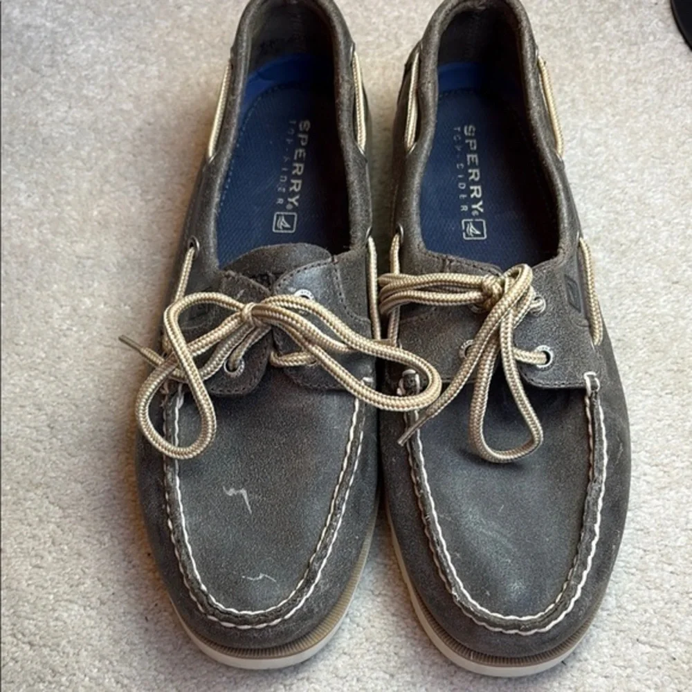 🍿Sperry Gray leather Boat Shoes with Moccasin Stitching